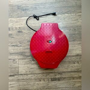 Red Courant Pizza Maker 12 inch